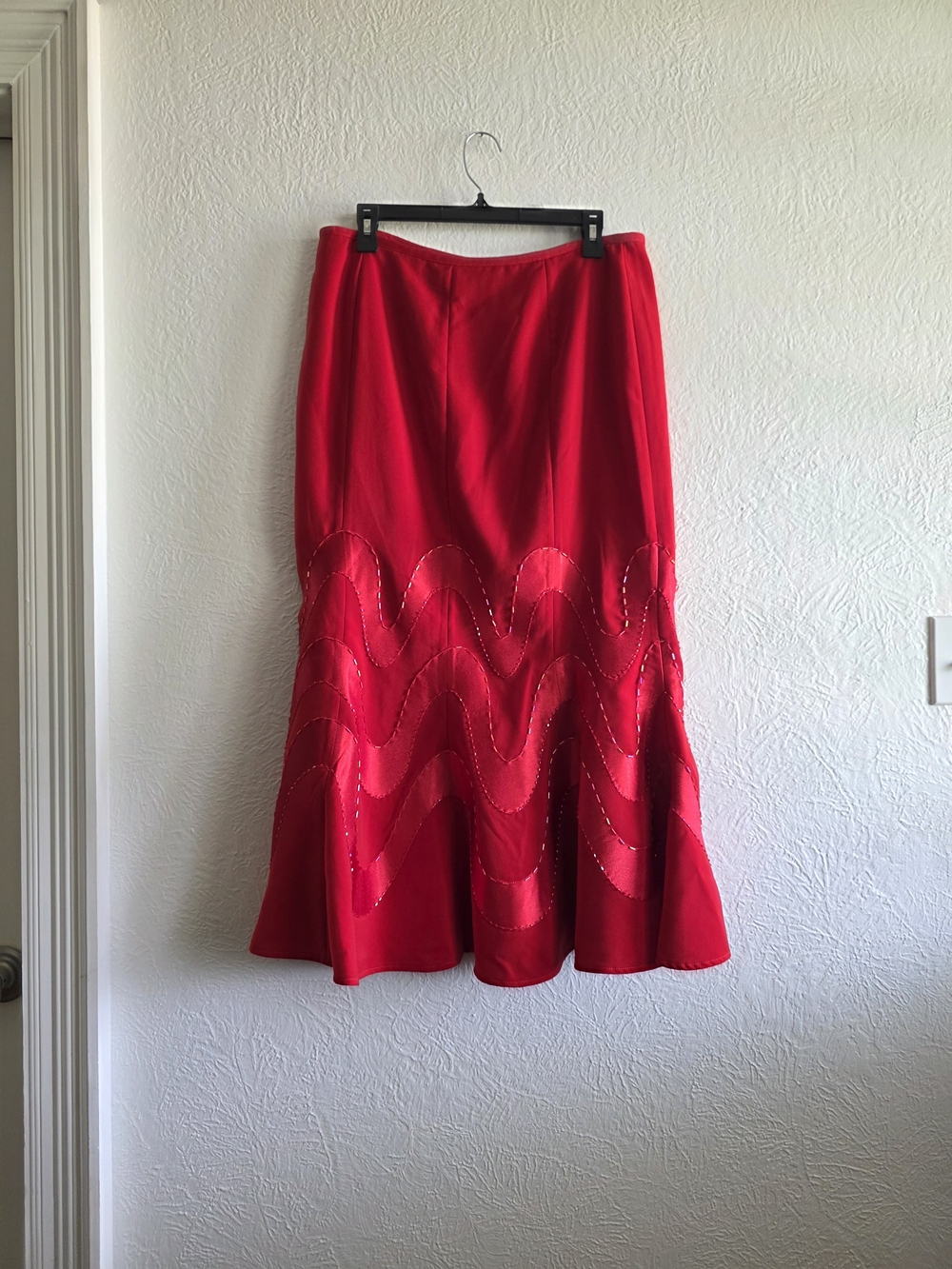 Red Wave-Panel Maxi Skirt — Elegant Evening Wear